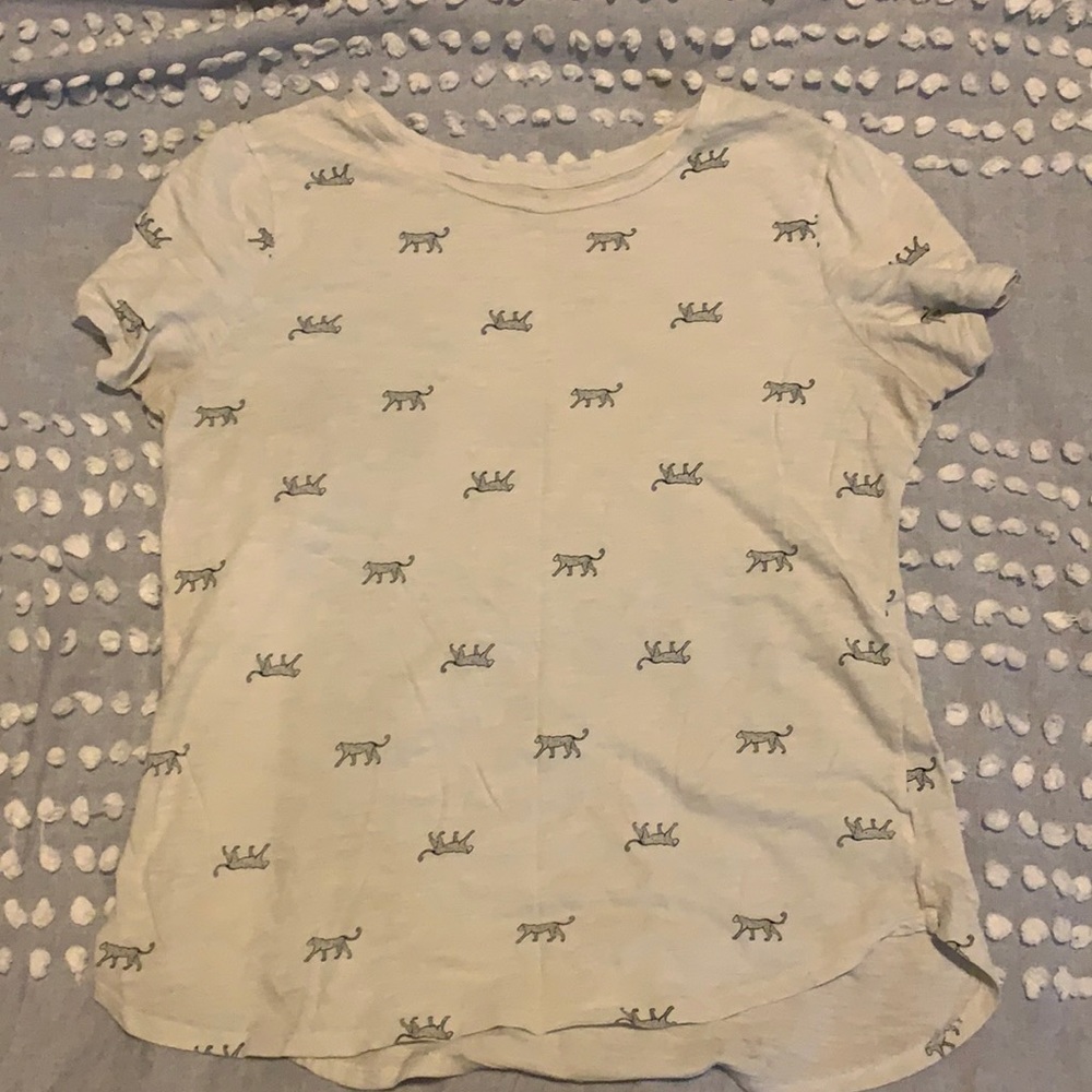 Old navy shirt size L 🌸10for10$🌸